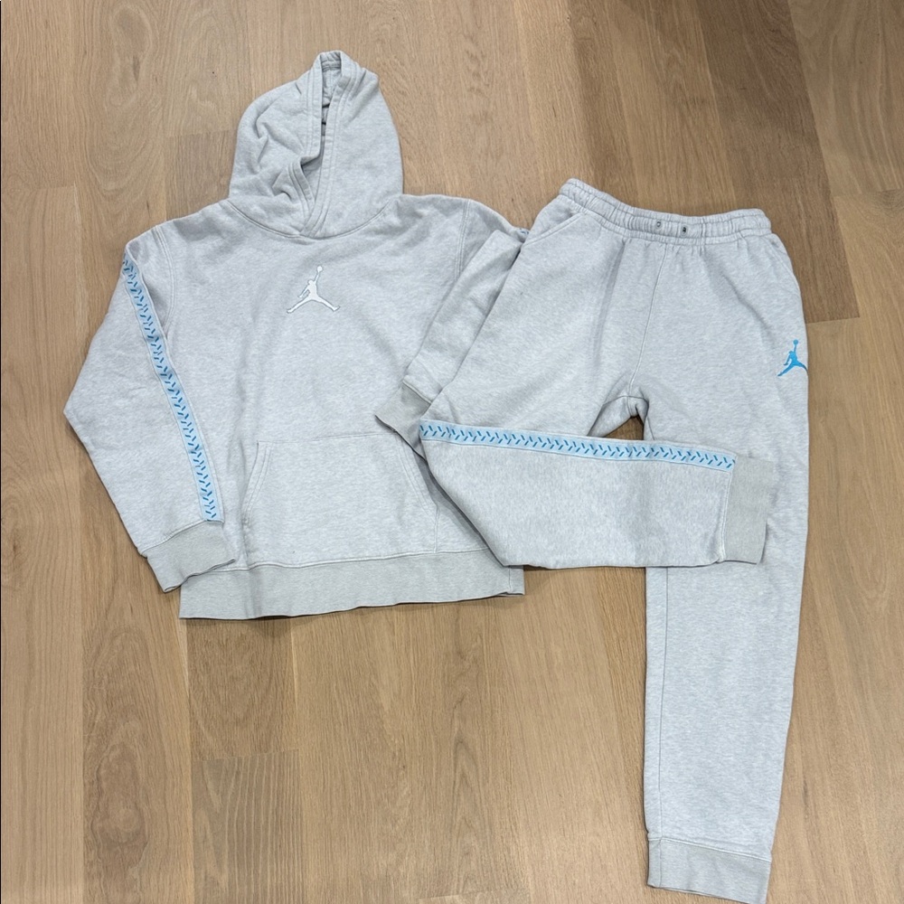 Jordan Kids Gray and Blue Tracksuit Set
